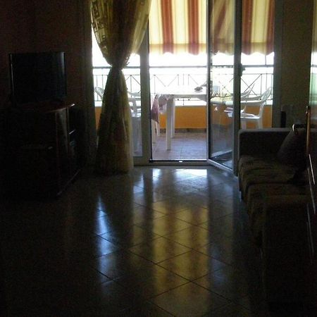 Lina'S Apartment Himare Exterior photo